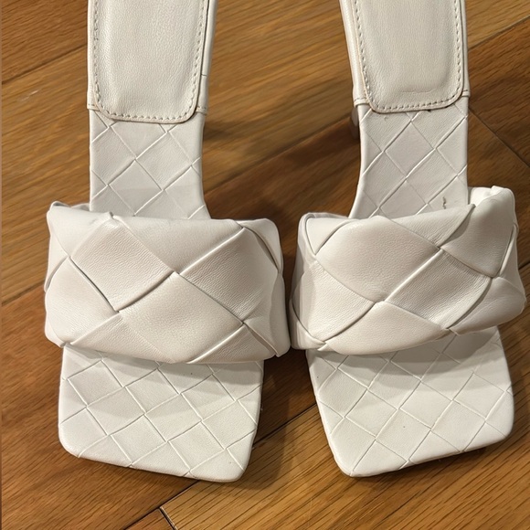 White Quilted Square Toe Women's Heels - Picture 2 of 6